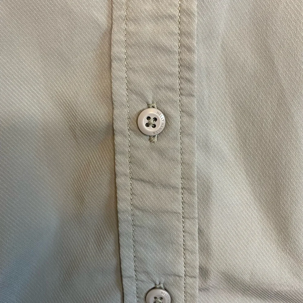 Helly Hansen Crested Butte Button Down Shirt Gray Size Medium - Picture 2 of 6
